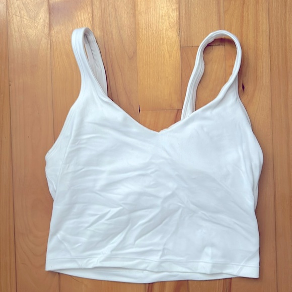 Align Crop Top - Picture 2 of 3